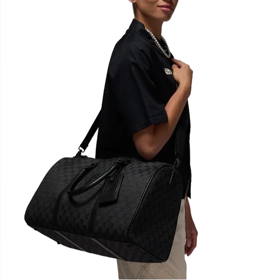 NIKE（ナイキ） Jordan マイケル・ジョーダン バッグ Monogram Duffle