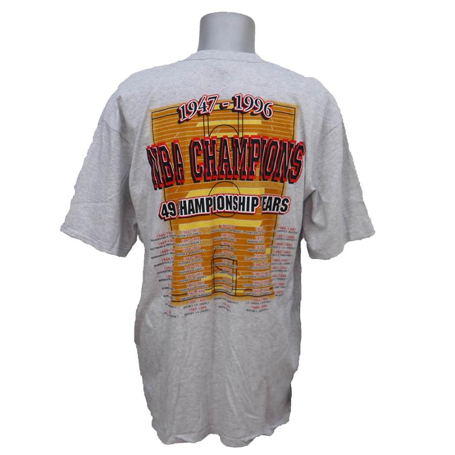 NBA ブルズ NBAファイナル 歴代チャンピオンクロニクル Tシャツ Team