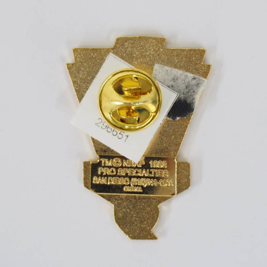 NBA ブルズ 1992 NBAチャンピオン記念 ピンバッジ VS ブレイザーズ 4