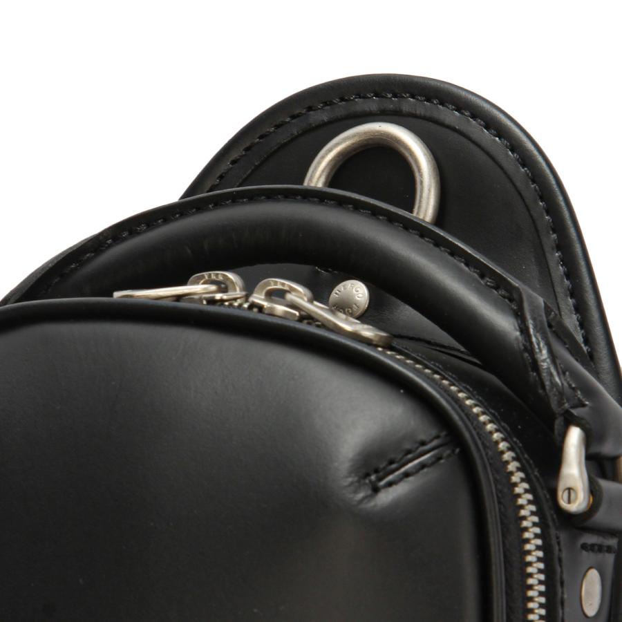 HERGOPOCH レザー ボディバッグ ブラック 定価4万3450円 HERGOPOCH（エルゴポック） 最大42%☆1/1.4限定 ワンショルダーバッグ