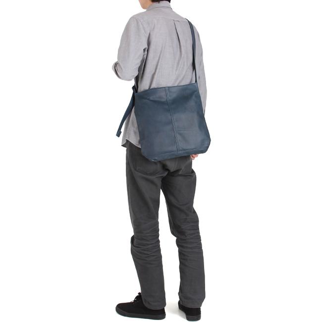 ポーター フランク ショルダーバッグ 198-01309 メンズ ブランド レザー スリム 斜めがけ 大きめ 大容量 軽量 本革 薄型 縦型 吉田カバン PORTER | FRANK（PORTER） | 03