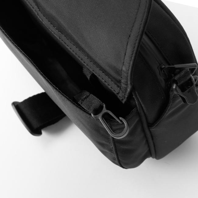最大50% 10/7限定 F/CE. ショルダーポーチ スマホショルダー 横型 撥水 エフシーイー F/CE 420 re/cor FCD34252B0003 | F/CE. | 12