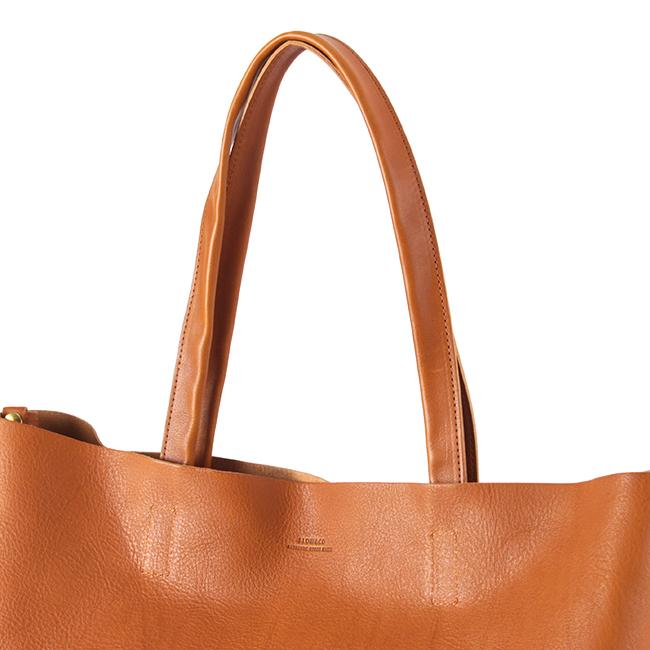SLOW 栃木レザー トートバッグ 定価3万9600円 SLOW ビームス別注 トートバッグ 栃木レザー 味のあるレザー