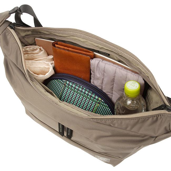 ポーター ムース ショルダーバッグ(L) 751-09874 751-29874 レディース ブランド 斜めがけ 大きめ 大容量 軽量 舟型 吉田カバン PORTER | MOUSSE（PORTER GIRL） | 09