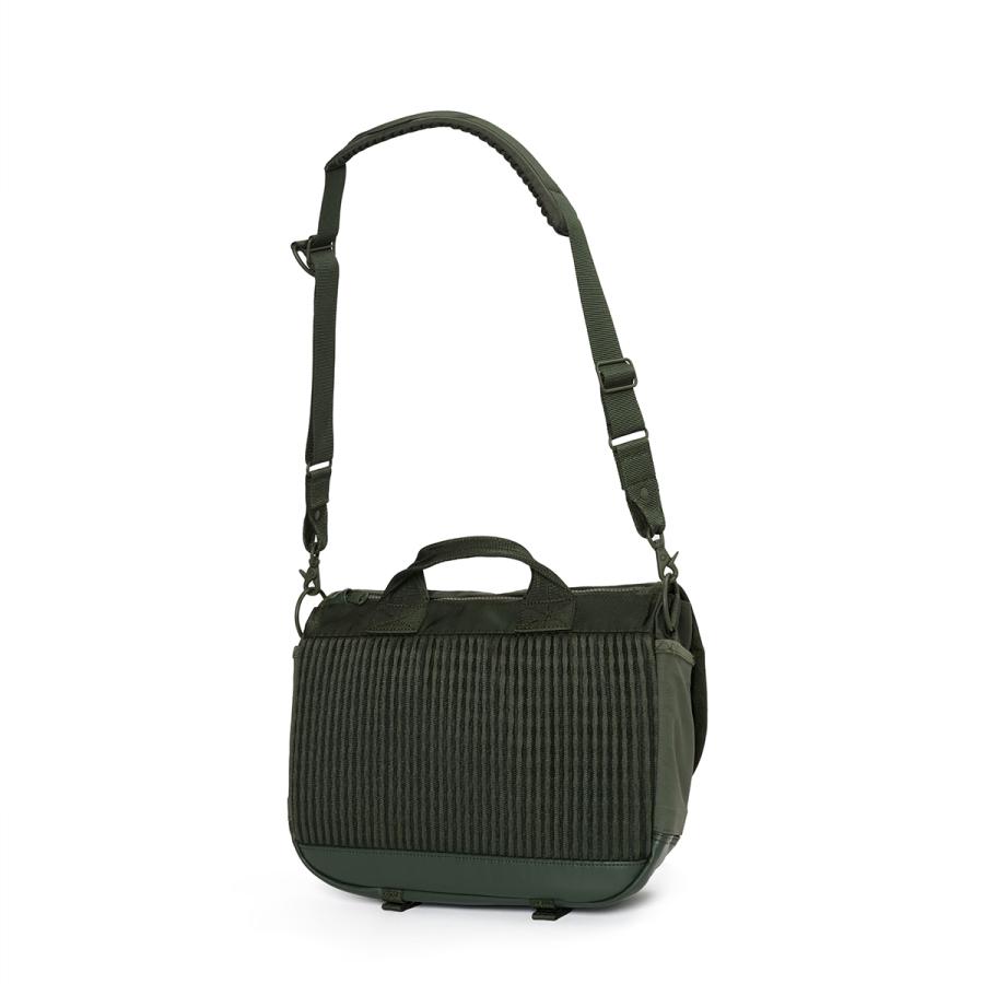 ポーター モノクローム メッセンジャーバッグ(S) 755-19847 PORTER MONOCHROME 吉田カバン ショルダーバッグ メンズ レディース ブランド 日本製 防水 強撥水 9L | PORTER | 08