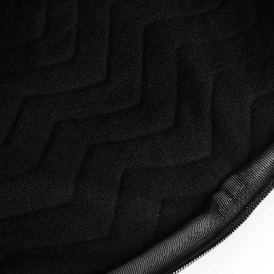 最大53% 4/17から クローム インダストリーズ ラップトップスリーブ CHROME INDUSTRIES AC255 | CHROME | 13