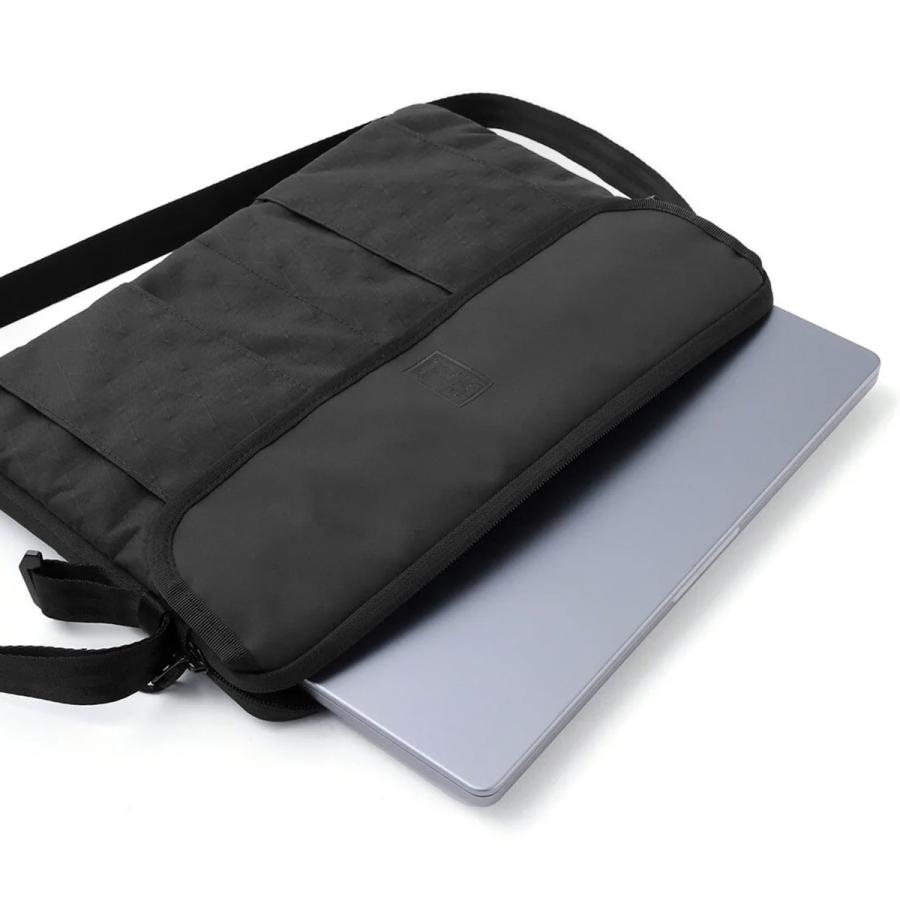 最大51% 9/15限定 クローム インダストリーズ ラップトップスリーブ CHROME INDUSTRIES AC255 | CHROME | 14