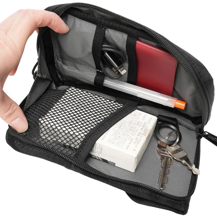 クローム インダストリーズ トラベルテックポーチ ショルダーポーチ 縦型 ブラックX CHROME INDUSTRIES TRAVEL TECH POUCH AC256 | CHROME | 07