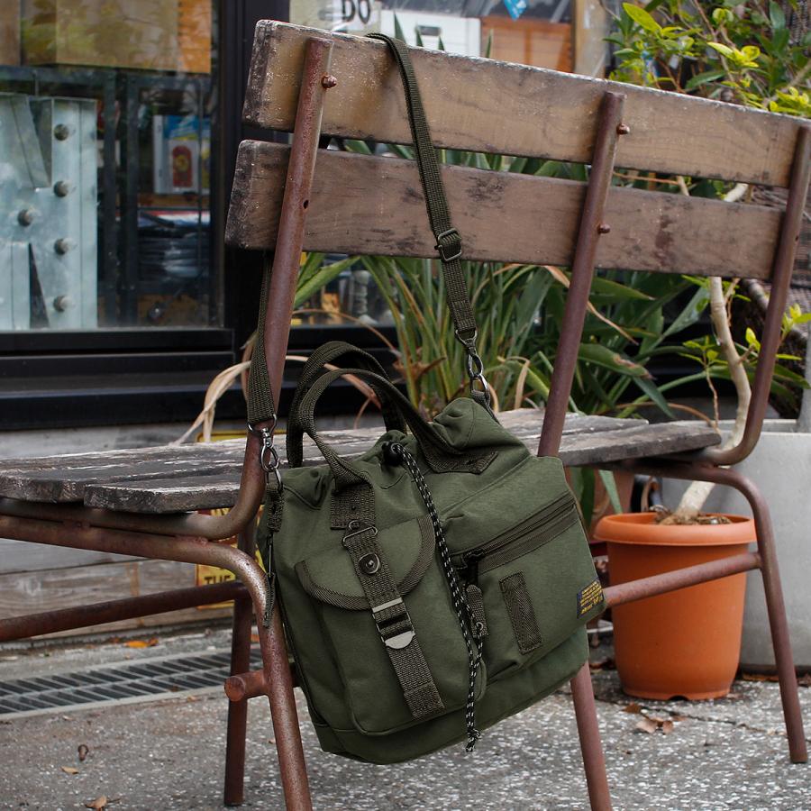 最大44% 3/22まで アヴィレックス イーグル ショルダーバッグ トートバッグ メンズ レディース ブランド 斜めがけバッグ 撥水 10.4L 2WAY AVIREX EAGLE AVX3530 | AVIREX | 10