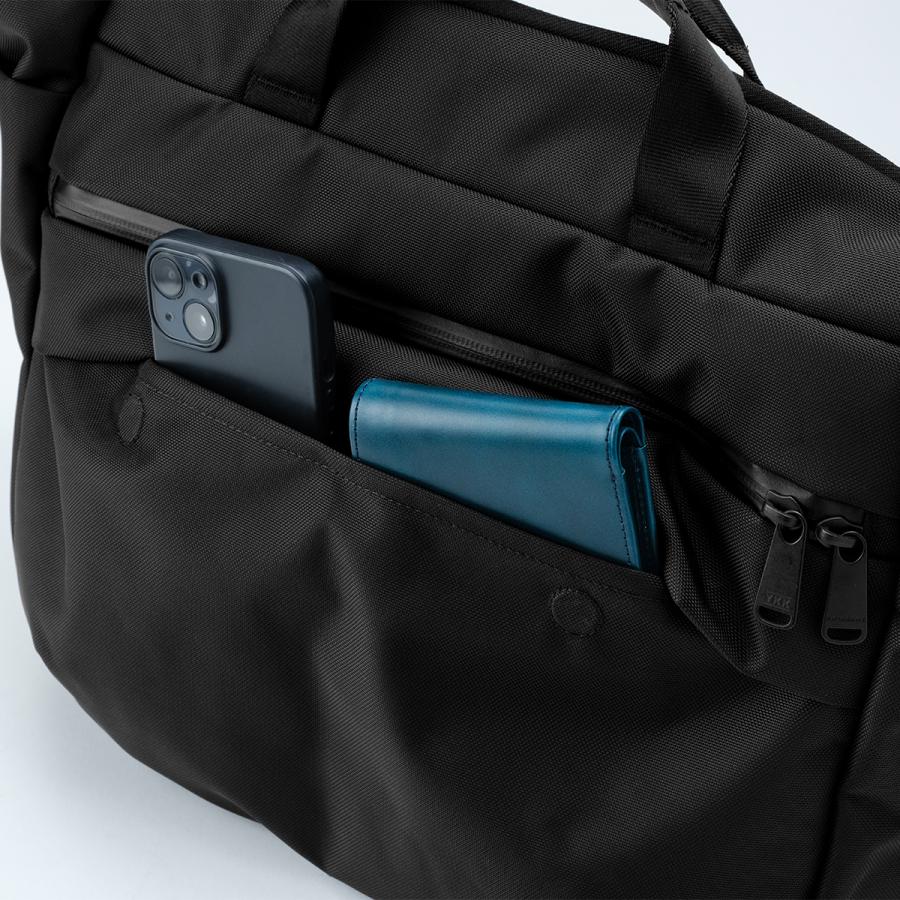 最大50% 1/8限定 アンインセイン ショルダーバッグ A4 14L 耐水 防水