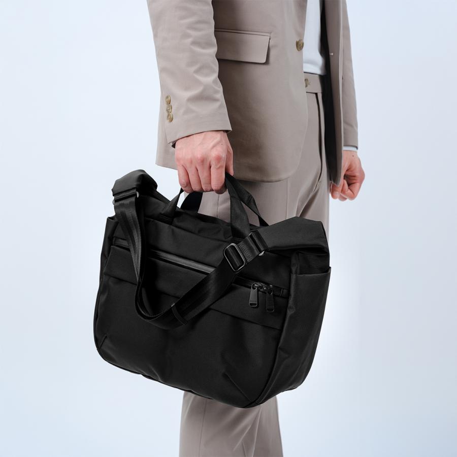 最大51% 1/11限定 アンインセイン ショルダーバッグ A4 14L 耐水 防水