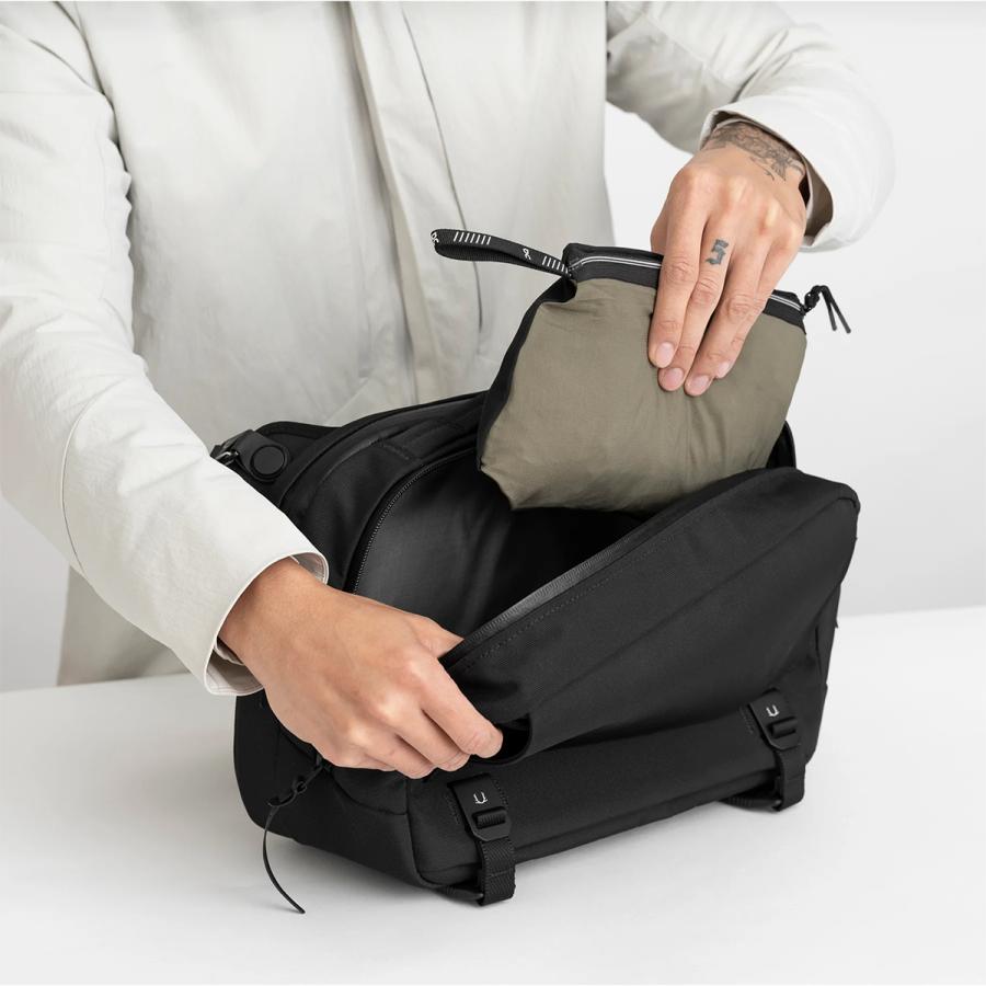 最大50% 1/8限定 ブラックエンバー ショルダーバッグ メンズ ブランド 軽量 大容量 防水 斜めがけ 大きめ A4 12L カメラバッグ BLACK EMBER 7225011 | BLACK EMBER | 08