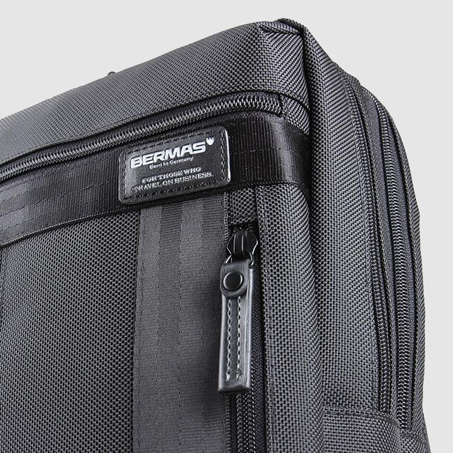 最大42% 2/11限定 バーマス バウアー3 ビジネスリュック BERMAS BAUER3 60067 リュック A4ファイル PC収納 2室 薄マチ | BERMAS | 09