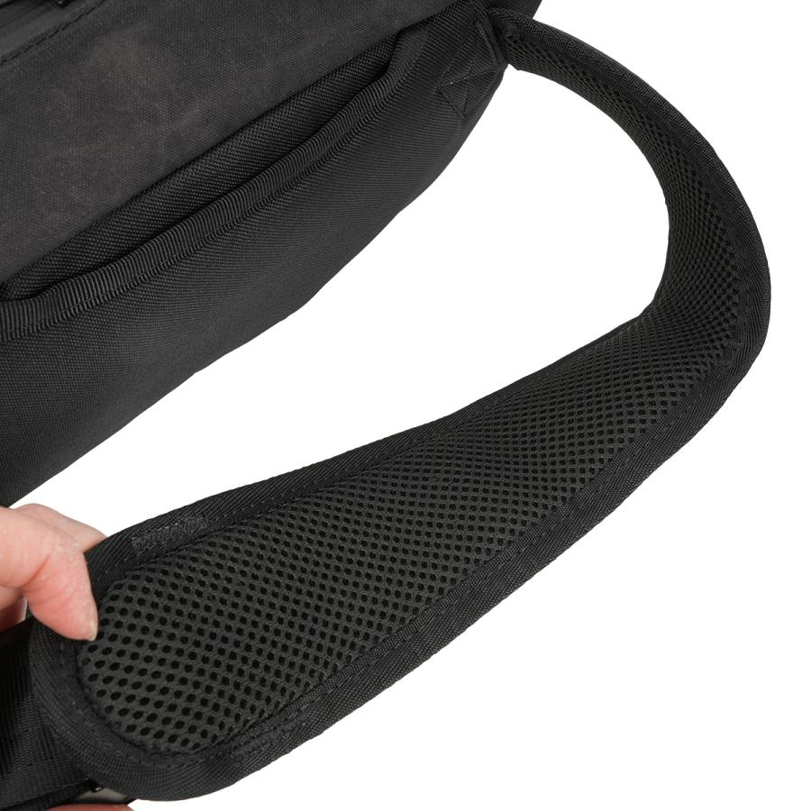 最大51% 3/3限定 クローム インダストリーズ ミニ カデット スリングバッグ ボディバッグ 5L A5 耐水 CHROME INDUSTRIES MINI KADET BG321 | CHROME | 14