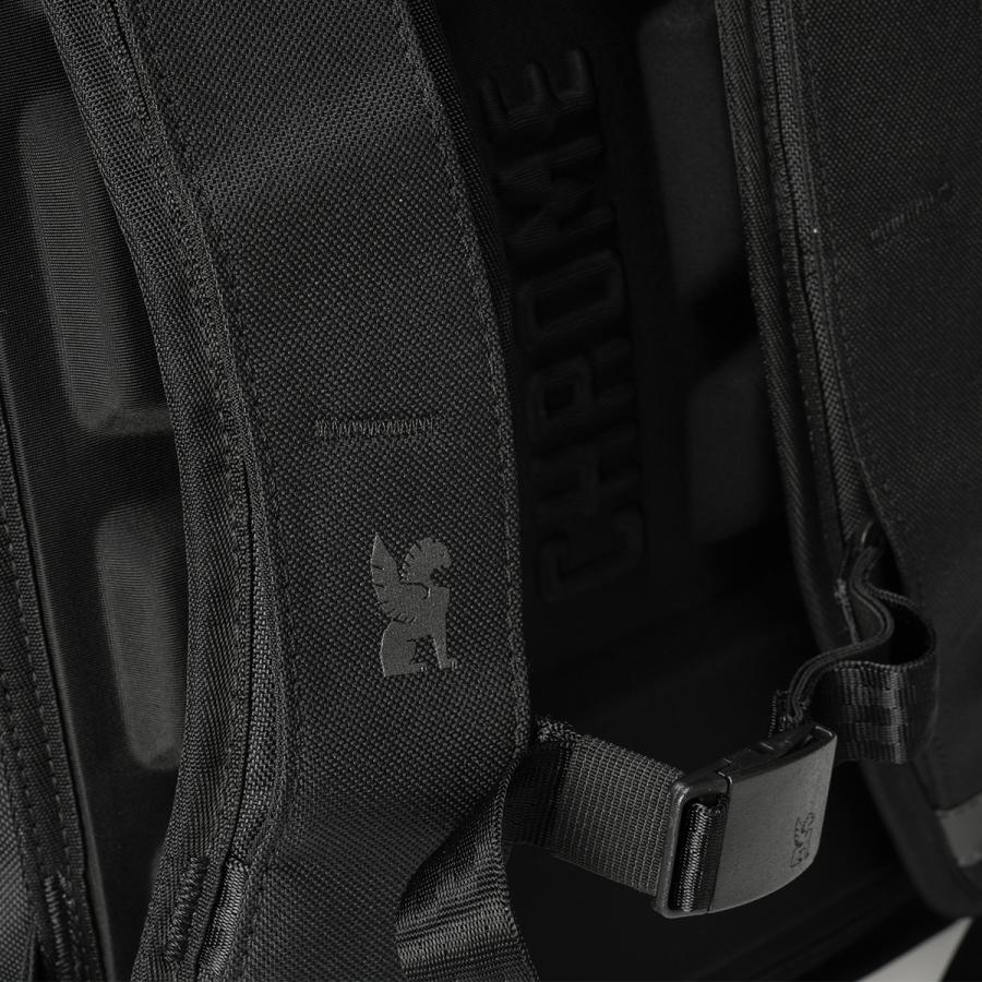 クローム インダストリーズ バラージ バックパック ロールトップ リュック 18L 撥水 防水 耐水 CHROME INDUSTRIES BARRAGE BG366 | CHROME | 13