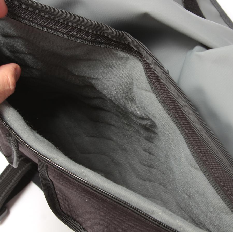 最大53% 3/1まで クローム インダストリーズ シーティーゼット 24L メッセンジャー メッセンジャーバッグ メンズ 大きめ 大容量 防水 CHROME INDUSTRIES BG380 | CHROME | 14