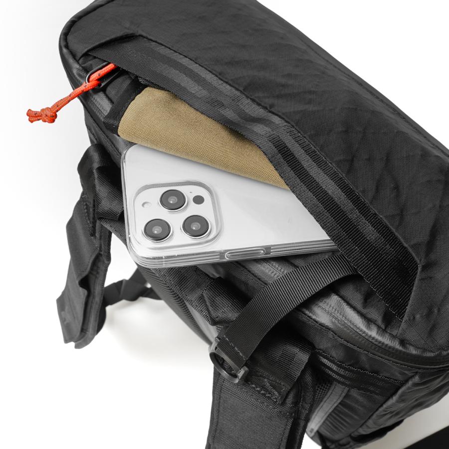 最大42% 3/30限定 クローム インダストリーズ ヴォルカン バックパック リュック 35L B4 ブラック XRF CHROME INDUSTRIES VOLCAN BJ003 | CHROME | 13