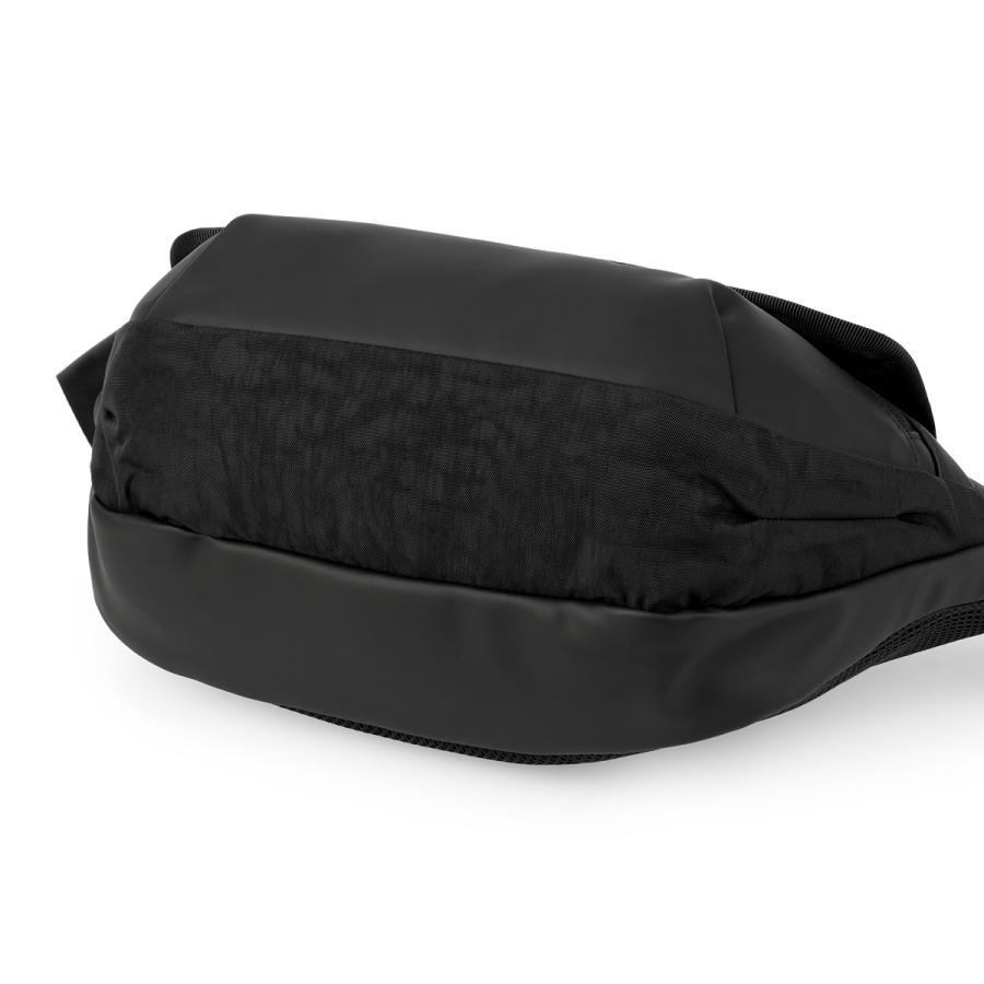 最大44% 3/22まで クローム インダストリーズ ボットフリップスリング ショルダーバッグ 8L マットブラック CHROME INDUSTRIES BOT FLAP SLING BJ008 | CHROME | 16