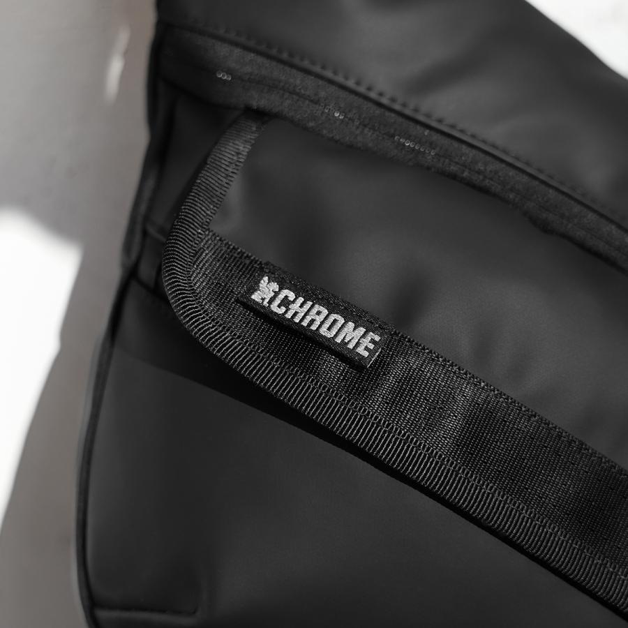 最大44% 3/22まで クローム インダストリーズ ボットフリップスリング ショルダーバッグ 8L マットブラック CHROME INDUSTRIES BOT FLAP SLING BJ008 | CHROME | 09