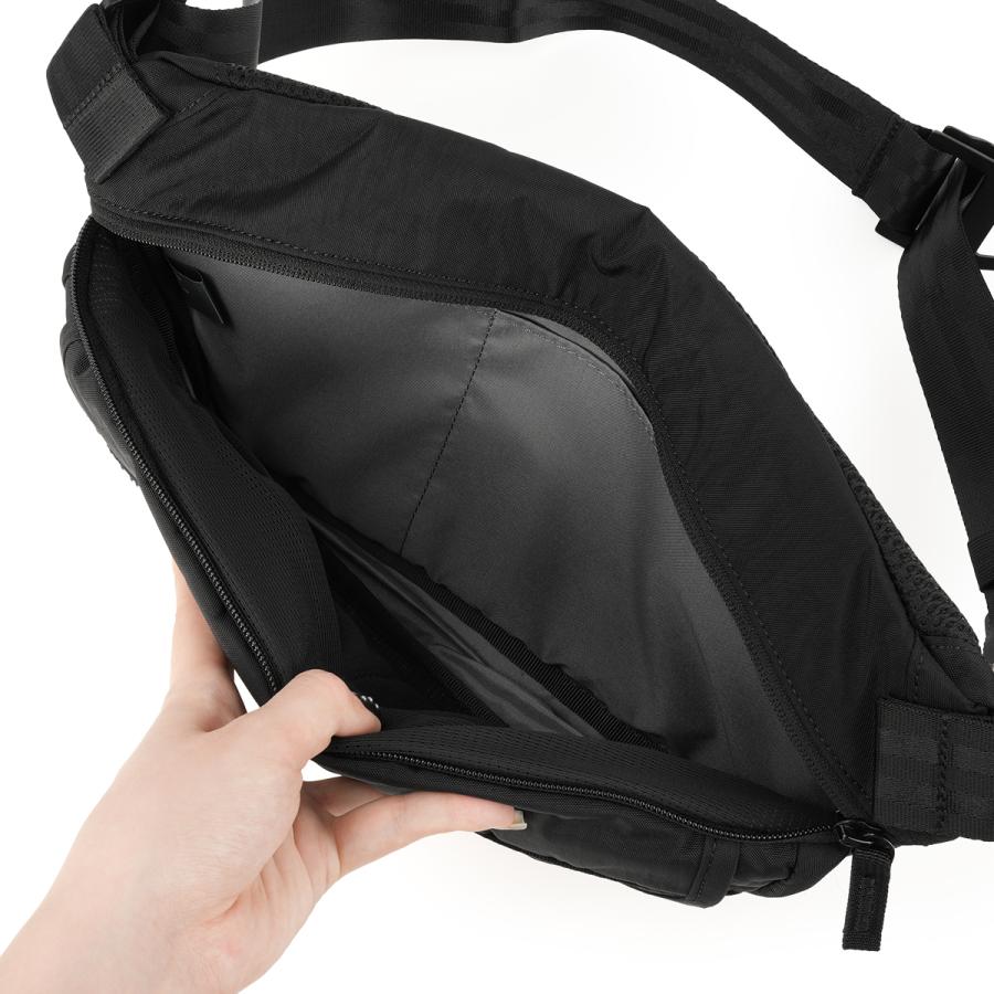 最大44% 3/22まで クローム インダストリーズ ボットフラップスリング ショルダーバッグ 5L ブラッククリンクル CHROME INDUSTRIES BOT FLAP SLING BJ009 | CHROME | 17