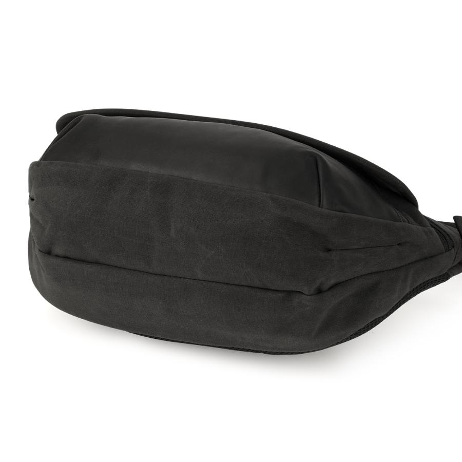 最大44% 3/22まで クローム インダストリーズ ボットフラップスリング ショルダーバッグ 5L ブラックキャンバスレザー 耐水 軽量 CHROME INDUSTRIES BJ009 | CHROME | 16