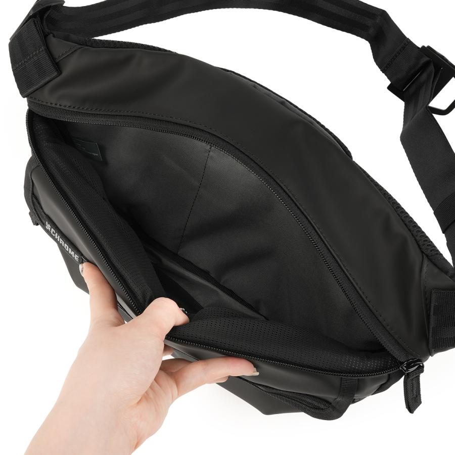 最大44% 3/22まで クローム インダストリーズ ボットフラップスリング ショルダーバッグ 5L マットブラック CHROME INDUSTRIES BOT FLAP SLING BJ009 | CHROME | 17