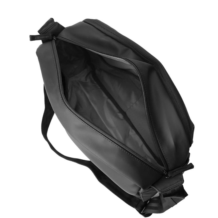 最大44% 3/22まで クローム インダストリーズ パックショルダー ショルダーバッグ 12L 耐水 マットブラック CHROME INDUSTRIES PACK SHOULDER BJ011 | CHROME | 07