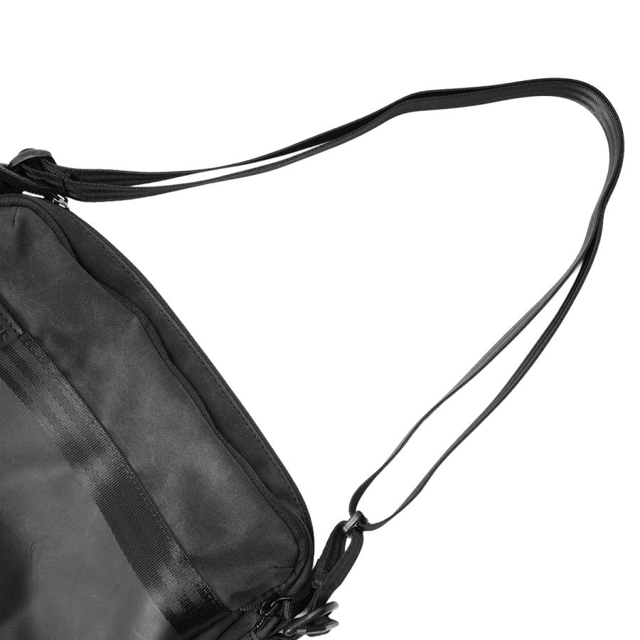 最大44% 3/22まで クローム インダストリーズ パックショルダー ショルダーバッグ 3L 耐水 ブラックキャンバスレザー CHROME INDUSTRIES PACK SHOULDER BJ012 | CHROME | 10