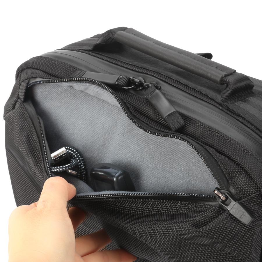 最大50% 1/15限定 クロームインダストリーズ?シティプルーフ リュック バックパック 18L/36L A4 拡張 耐水 CHROME INDUSTRIES CITY PROOF BJ016 | CHROME | 10