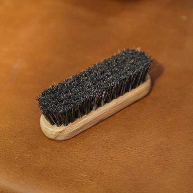 コロンブス ブリオ レザーケアキット クロス付き 革製品 メンテナンス ケア用品 レザーコンディショニングクリーム COLUMBUS 50060000 | COLUMBUS | 08