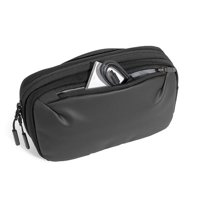 最大41% 2/15限定 エアー マルチポーチ Aer Cable Kit 3 ガジェットポーチ トラベルポーチ メンズ ブランド 軽量 防水 小さめ 2.6L テックコレクション 31018 | Aer | 08