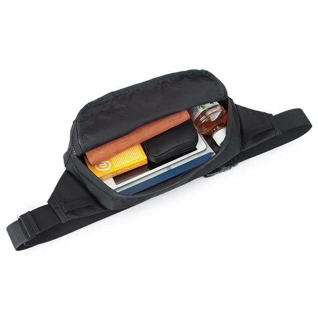 CIE（シー） 最大51% 1/13限定 フロウ ウエストバッグ 斜め掛け 軽量