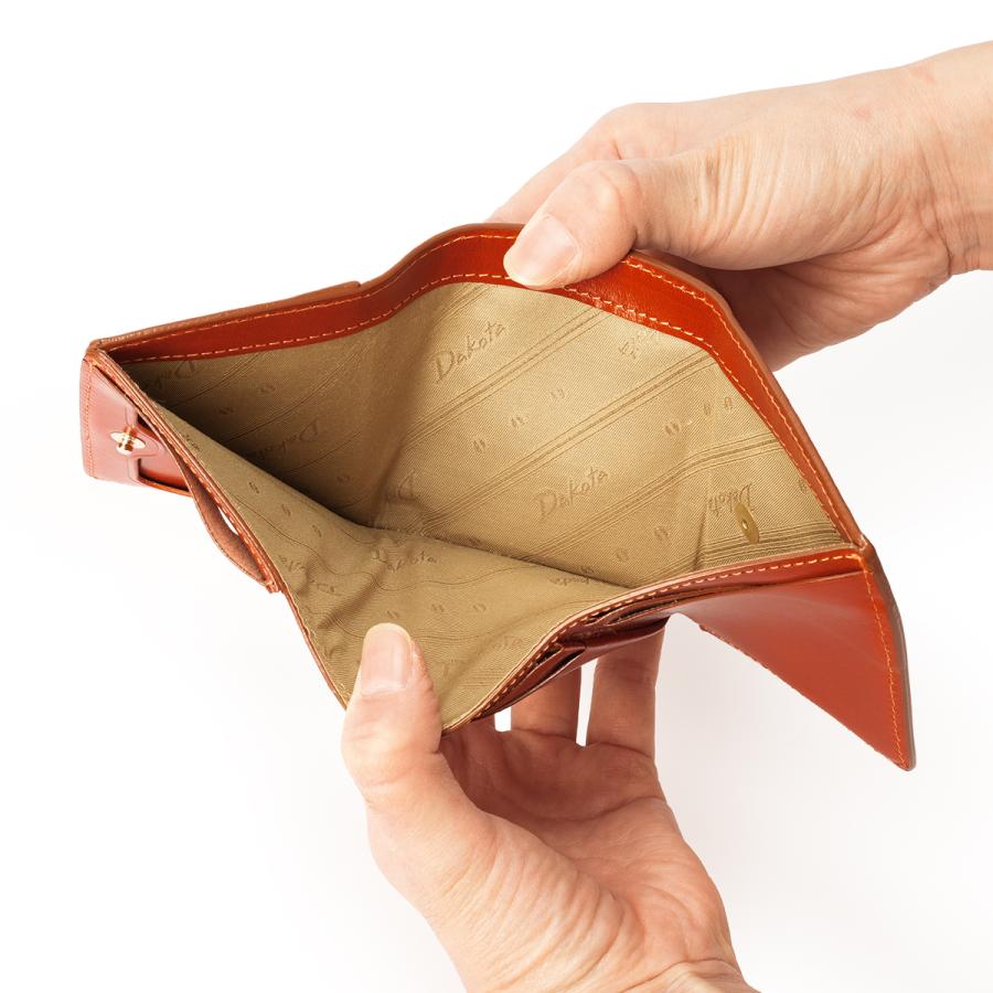 最大50% 3/25限定 ダコタ バンビーナ2 三つ折り財布 本革 Box型小銭入れ Dakota Bambina2 0030841 | Dakota | 17