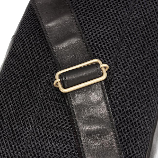 ダコタ ブラックレーベル ボディバッグ ワンショルダーバッグ 馬革 黒 日本製 ダコタブラックレーベル Dakota BLACK LABEL ダコタ ブラック