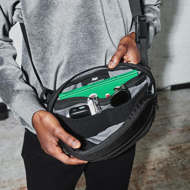 エアー ショルダーバッグ Aer Day Sling 3 メンズ 軽量 小さめ 斜めがけ 3L スリングバッグ ウエストバッグ トラベルコレクション 21026 | Aer | 07