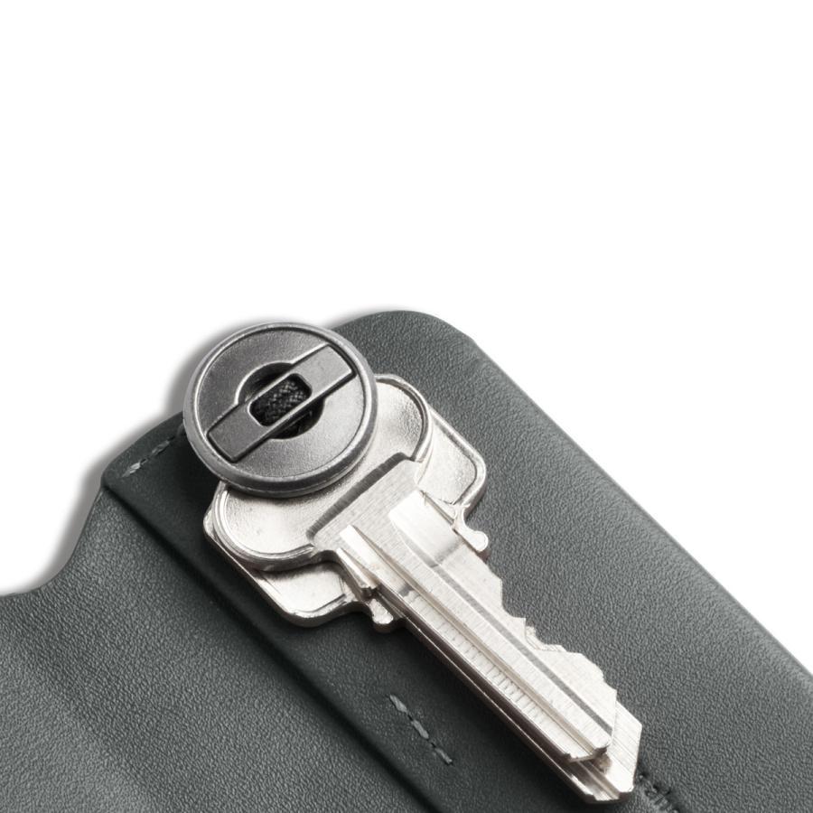 最大42% 8/30限定 Bellroy Key Cover 第3世代 ベルロイ キーカバー キーケース スマートキー ブランド レザー 本革 軽量 薄型 マグネット式開閉 EKCE 3年保証 | Bellroy | 16