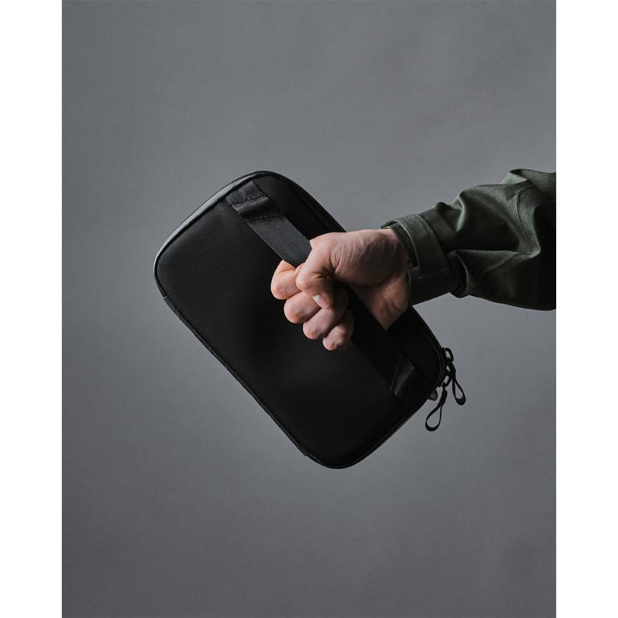 最大42% 12/28限定 アルパカ ショルダーバッグ メンズ ガジェットポーチ ジェットケース ミニ 小さめ 小さい 防水 2WAY ALPAKA ELEMENTS TECH CASE MINI 4137 | ALPAKA | 15