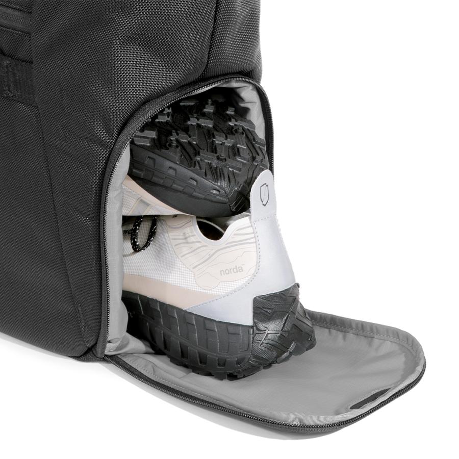 Aer エアー ジム トートバッグ グレー Aer（エアー） 最大42% 5/17限定 Aer Gym Tote 2 トートバッグ メンズ