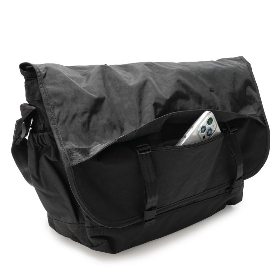 最大50% 4/15限定 クローム インダストリーズ クーリエ メッセンジャーバッグ 20L B4 ブラッククリンクル CHROME INDUSTRIES COURIER JP241 | CHROME | 14
