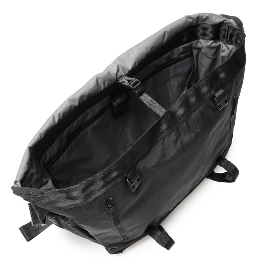 最大50% 4/15限定 クローム インダストリーズ クーリエ メッセンジャーバッグ 20L B4 ブラッククリンクル CHROME INDUSTRIES COURIER JP241 | CHROME | 09