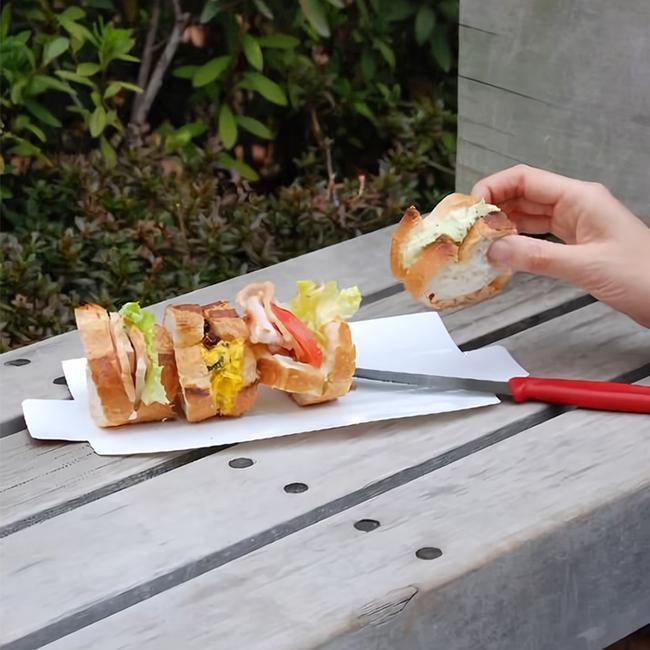 最大50% 2/15限定 ビクトリノックス ナイフ アウトドア キャンプ 防災グッズ ナイフケースセット トマト＆テーブルナイフ VICTORINOX SWISS CLASSIC 正規品 | VICTORINOX | 11