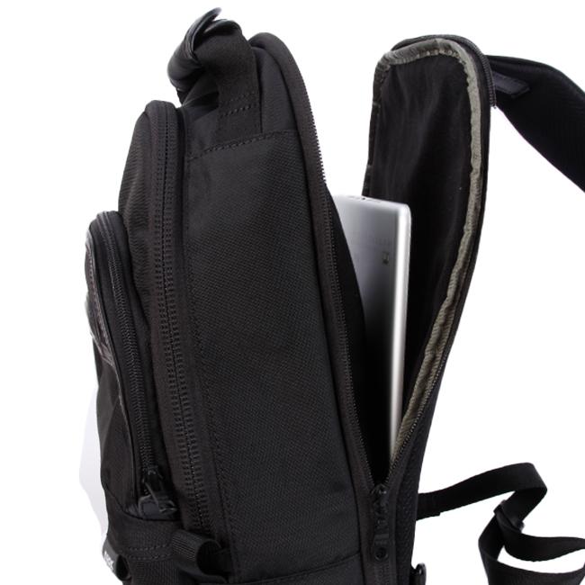 最大46% 1/8限定 DSBK ボディバッグ ワンショルダーバッグ メンズ ブランド 撥水 斜めがけバッグ ディーエスビーケー KOH-3385 | ブランド登録なし | 17