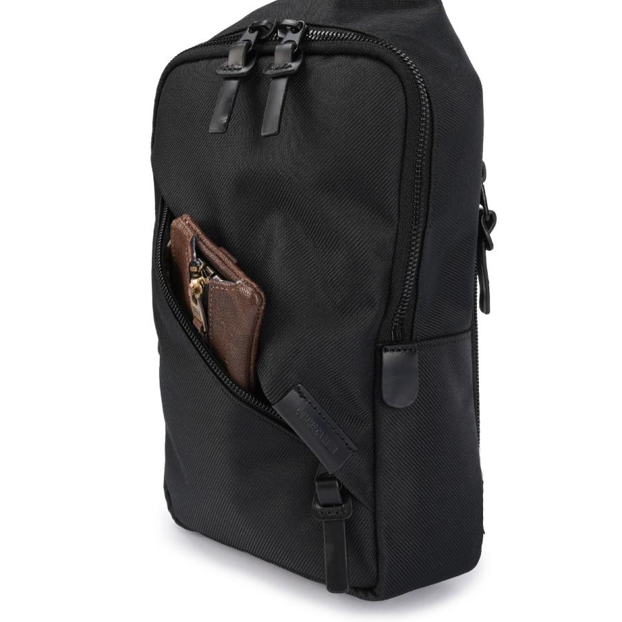 コムサ・メン オブリック ボディバッグ スリングバッグ 軽量 メンズ ブランド COMME CA MEN OBLIQUE LCM 07133 | COMME CA MEN | 09