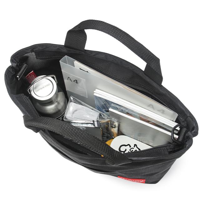 Manhattan Portageマンハッタンポーテージ ショルダーバッグ　美品 Manhattan Portage（マンハッタンポーテージ） ノベルティ付