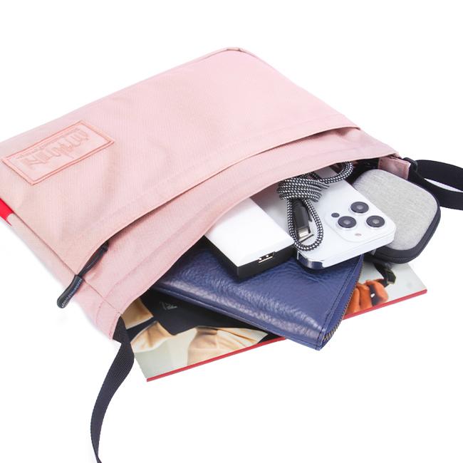 最大51% 8/22限定 限定品 マンハッタンポーテージ サコッシュ ショルダーバッグ レディース メンズ 斜めがけ ブロッサム Manhattan Portage MP1499-500CD | Manhattan Portage | 09