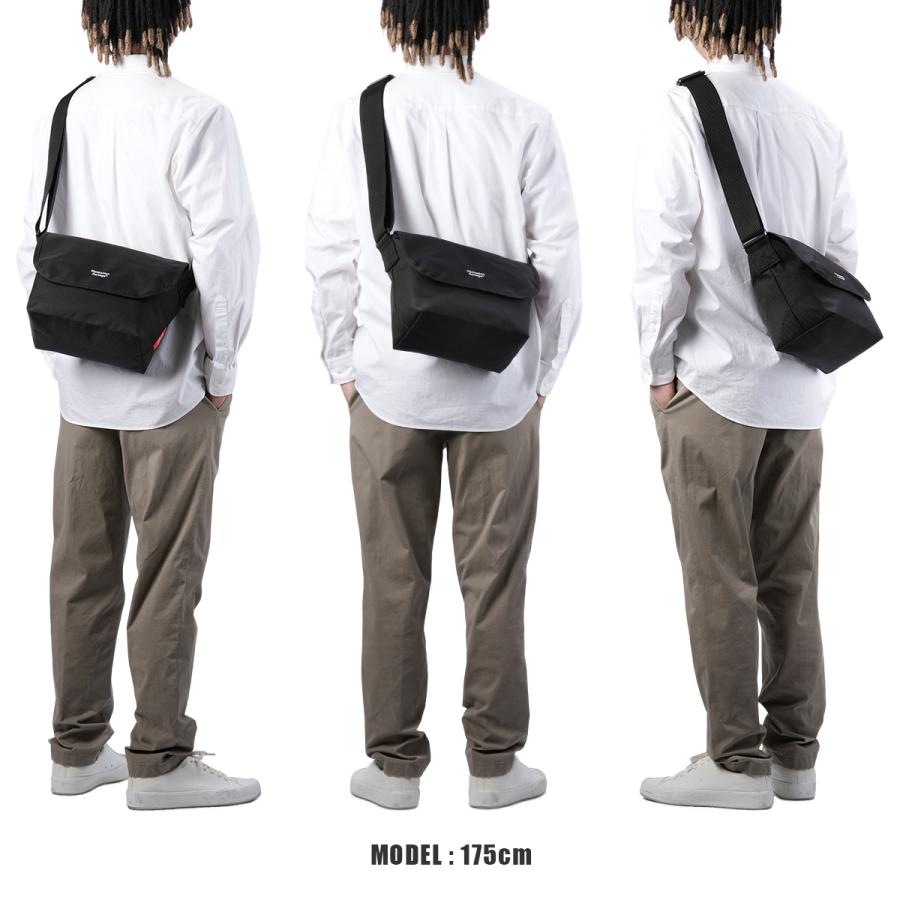 マンハッタンポーテージ メッセンジャーバッグとショルダーパッド　黒　男女兼用 Manhattan Portage 最大43% 9/21まで マンハッタンポーテージ