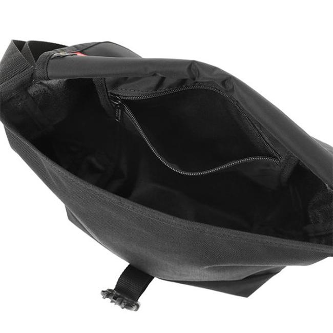 最大46% 6/3限定 マンハッタンポーテージ ベアブリック メッセンジャーバッグ ショルダーバッグ メンズ Manhattan Portage MP1605JRFZPBE@RBRICK23 在庫限り_11