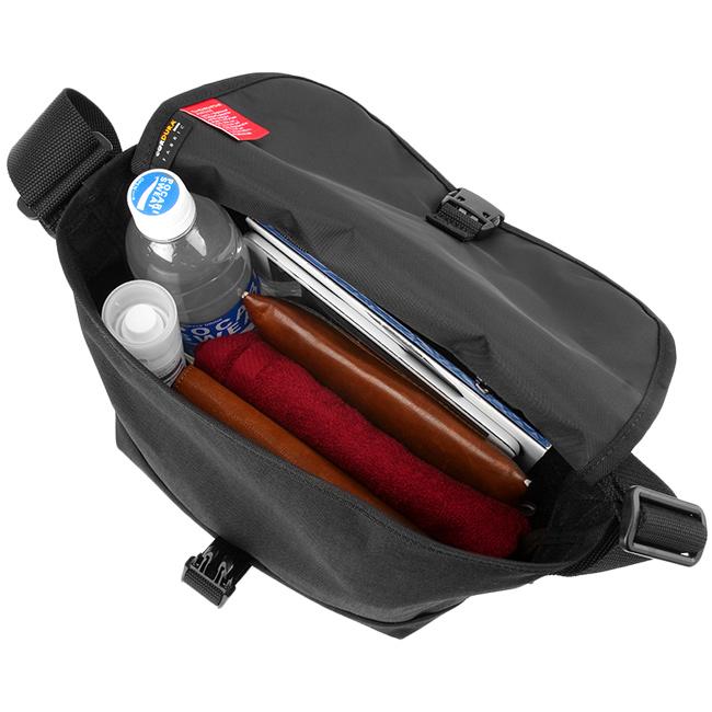 美品メッセンジャーバック Manhattan Portage（マンハッタンポーテージ） ショルダーバッグ