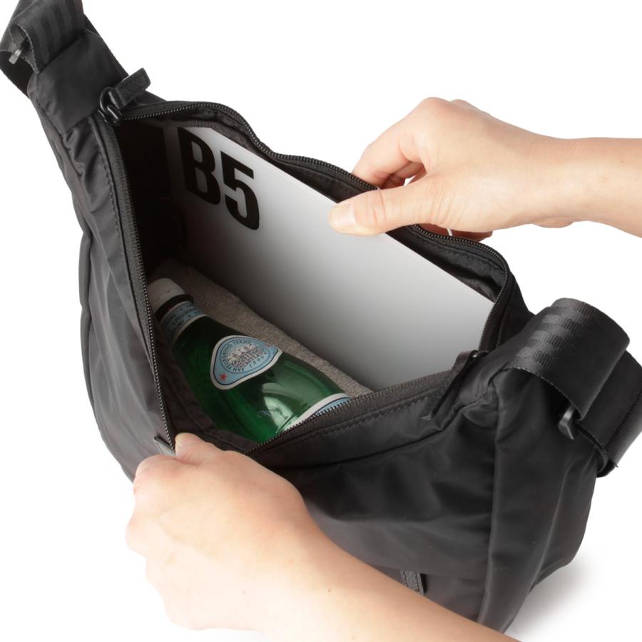 最大50% 8/15限定 マンハッタンポーテージ ブラックレーベル ツイルナイロン ショルダーバッグ メンズ 三日月型 Manhattan Portage Black Label MP6062TWLBL | Manhattan Portage BLACK LABEL | 12
