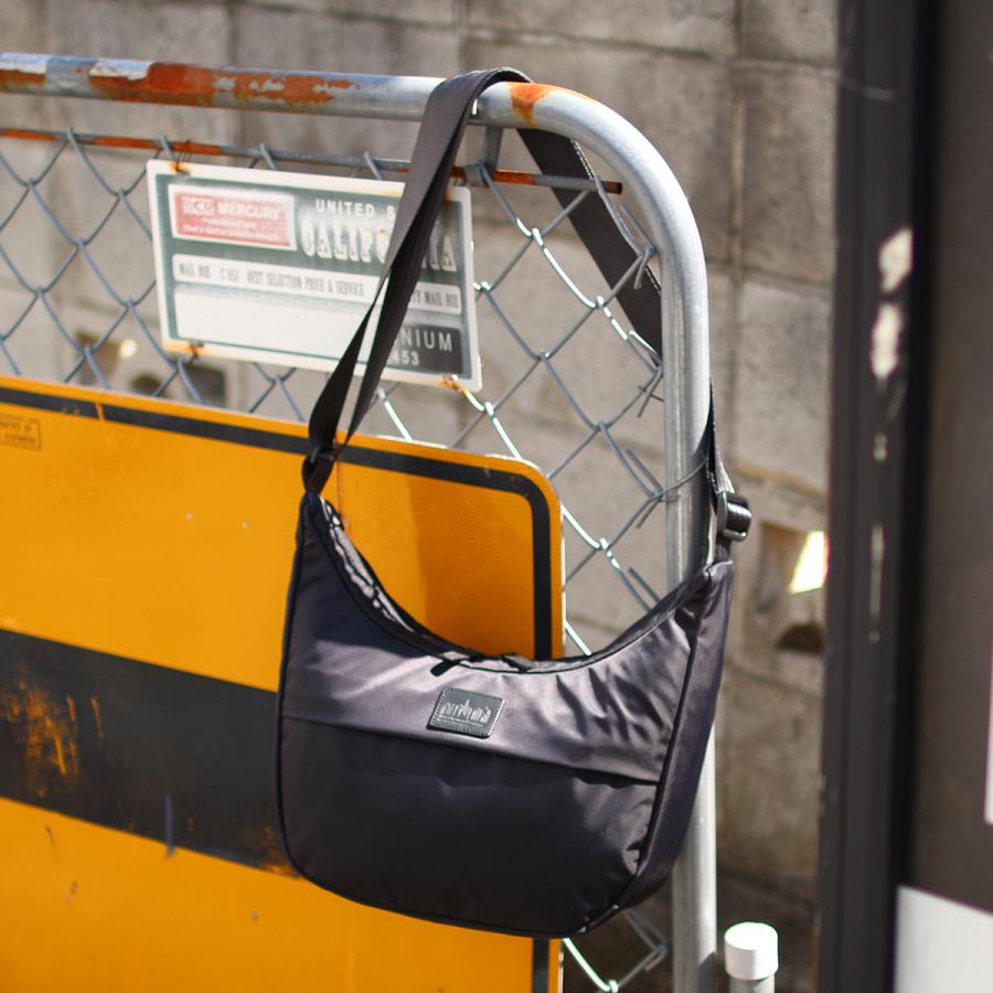 最大50% 8/15限定 マンハッタンポーテージ ブラックレーベル ツイルナイロン ショルダーバッグ メンズ 三日月型 Manhattan Portage Black Label MP6062TWLBL | Manhattan Portage BLACK LABEL | 08